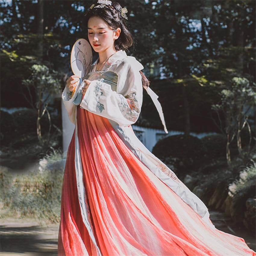 Buy Wholesale Chinese Traditional Costumes Original Design Girl Hanfu  Dresses National Clothing Girl Dress from Heilongjiang Epu Technology Co.,  Ltd., China